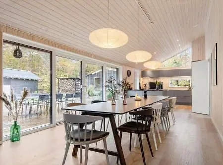 8875-glesborg-skovskadestien-7 بيت للعطل