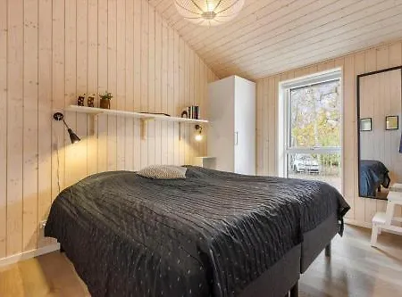 8875-glesborg-skovskadestien-7 *