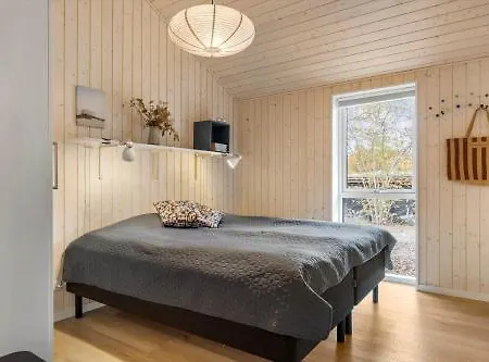 8875-glesborg-skovskadestien-7 *